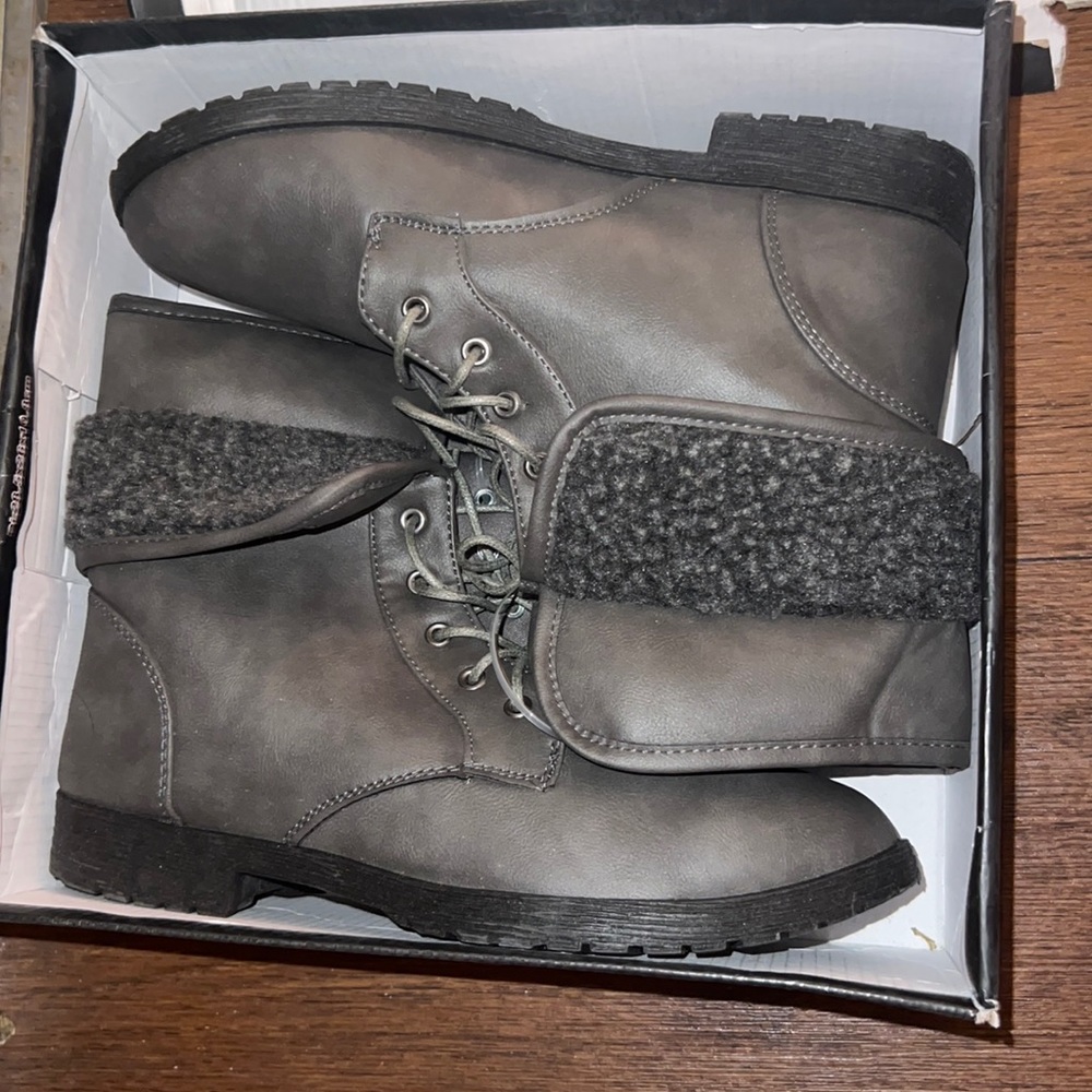 Womens boots